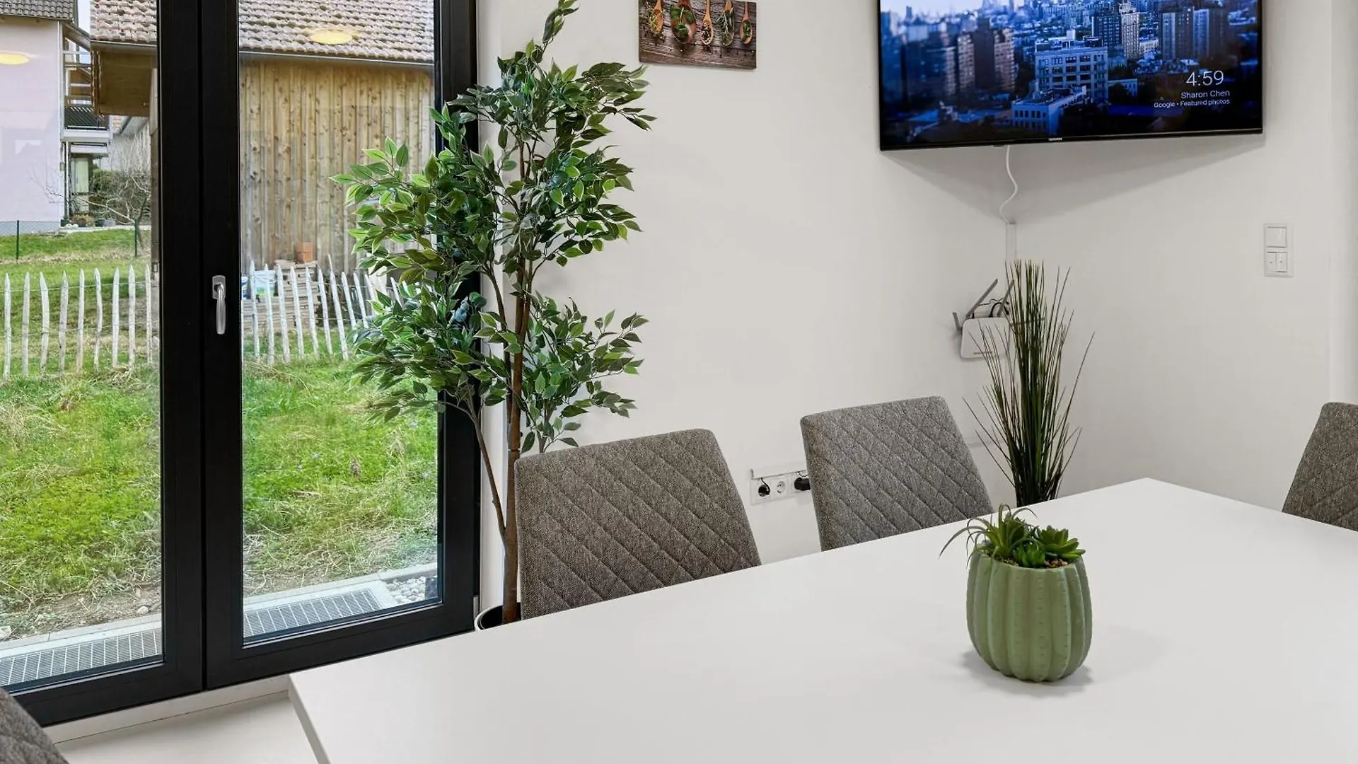 Feworld Freilassing - 2 Apartments - Near Train Station - Free Parking