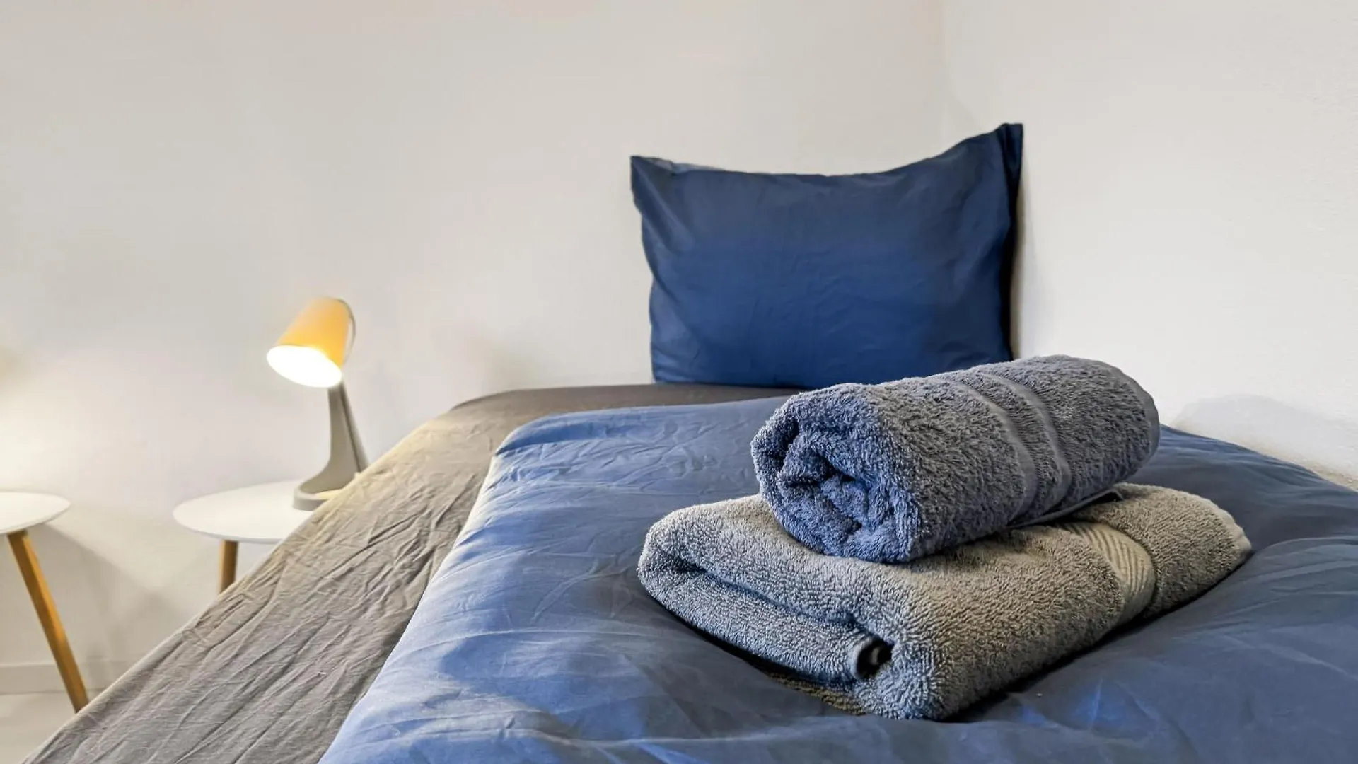 Feworld Freilassing - 2 Apartments - Near Train Station - Free Parking Allemagne