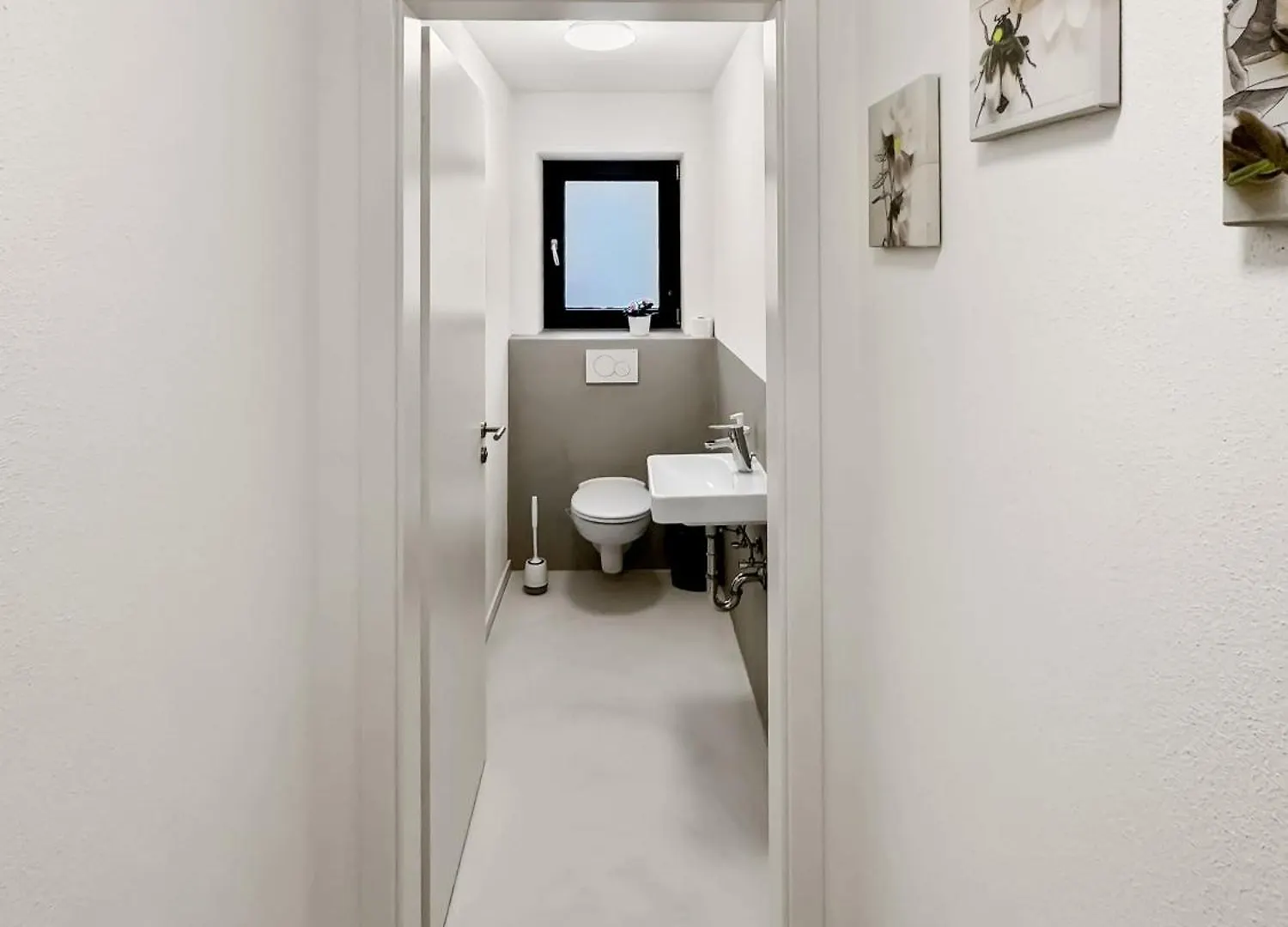 Feworld Freilassing - 2 Apartments - Near Train Station - Free Parking 0*,  Allemagne